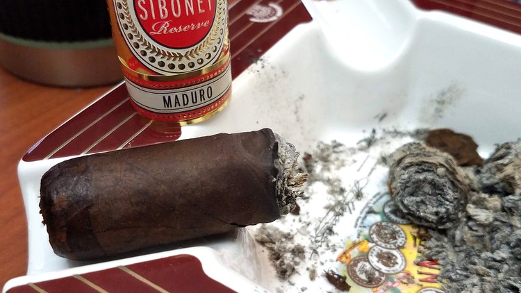 #nowsmoking Aganorsa Leaf Siboney Reserve Maduro cigar review smoking cigar 2