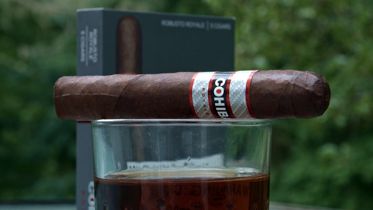 #nowsmoking cohiba royale cigar and drink pairing