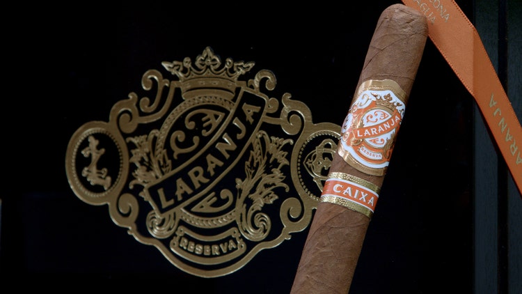 #nowsmoking Espinosa Laranja Reserva cigar review cigar construction