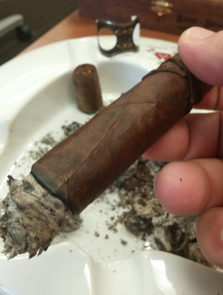 cao cigars guide fuma em corda