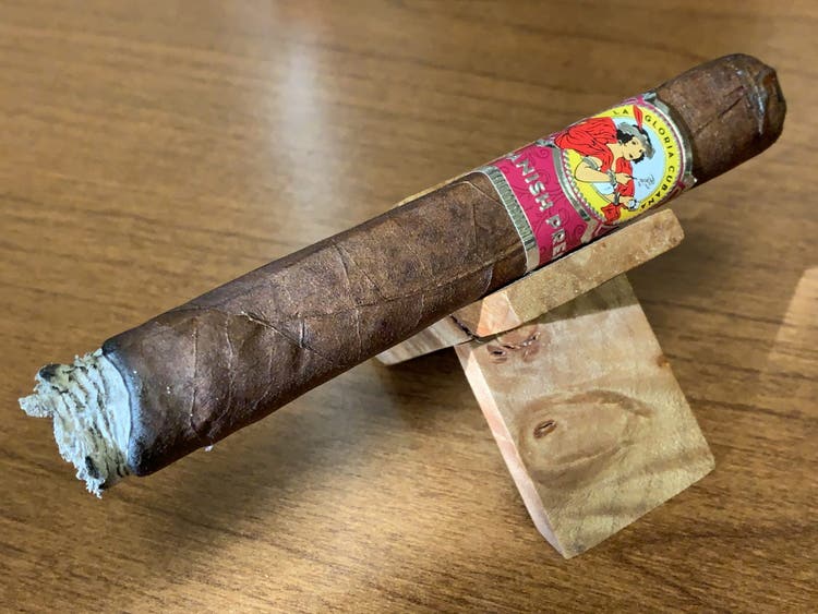 La Gloria Cubana Spanish Press Robusto Cigar Review by Jared Gulick