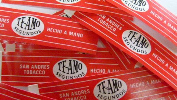 Vintage Te Amo cigar bands
