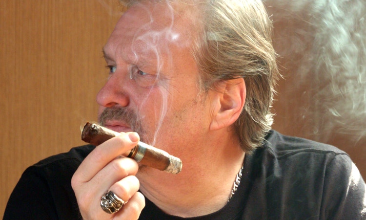 #nowsmoking Alec Bradley Project 40 cigar review Toro by Tommy Zman