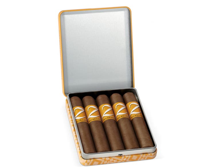 cigar advisor news – oettinger davidoff launch zino nicaragua pre-cut half corona cigar – release – open tin