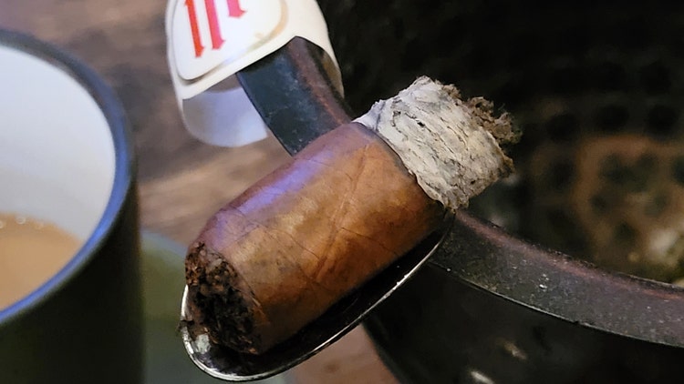 Crowned Heads Mil Dias Edmundo cigar review recap