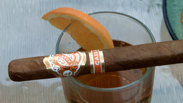 #nowsmoking Espinosa Laranja Reserva cigar review cigar drink pairing