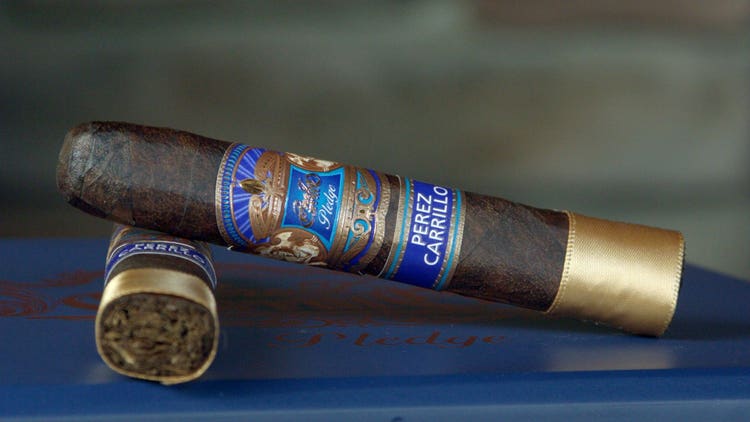 epc pledge prequel cigar review closeup