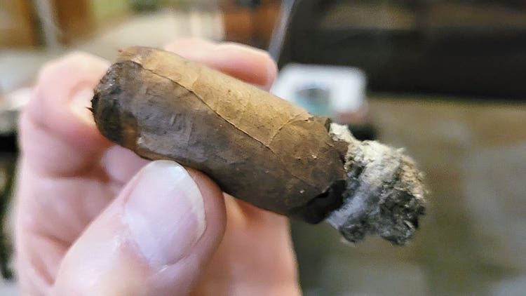 cigar advisor #nowsmoking cigar review of partagas limited reserve decadas 2021 - nub