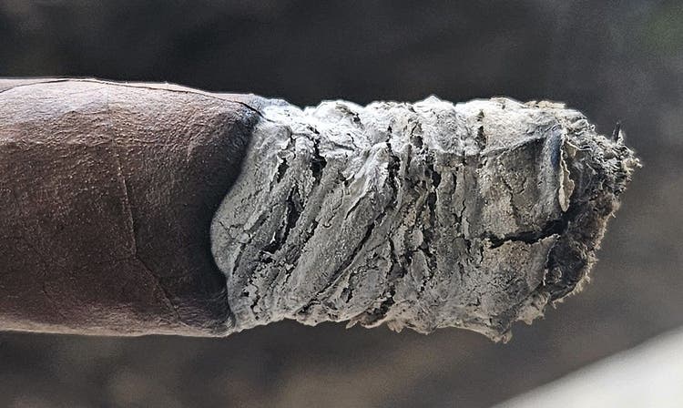 cigar advisor #nowsmoking cigar review todos las dias thick lonsdale "mas fuerte" - cigar ash