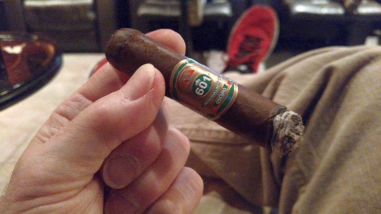 601 Green label Oscuro Tronco cigar review MWC GK