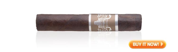 reader's choice top cigars for St. Patrick's Day 2019 CAO Flathead steel horse cigars at Famous Smoke Shop