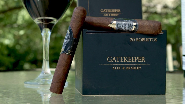 #nowsmoking May 20 2020 Alec Bradley Gatekeeper cigar review by Gary Korb