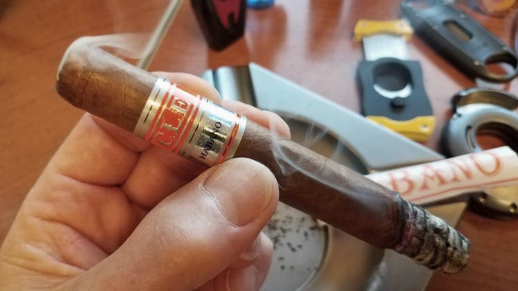 CLE Cigars Guide CLE Cuarenta Habano cigar review by Gary Korb