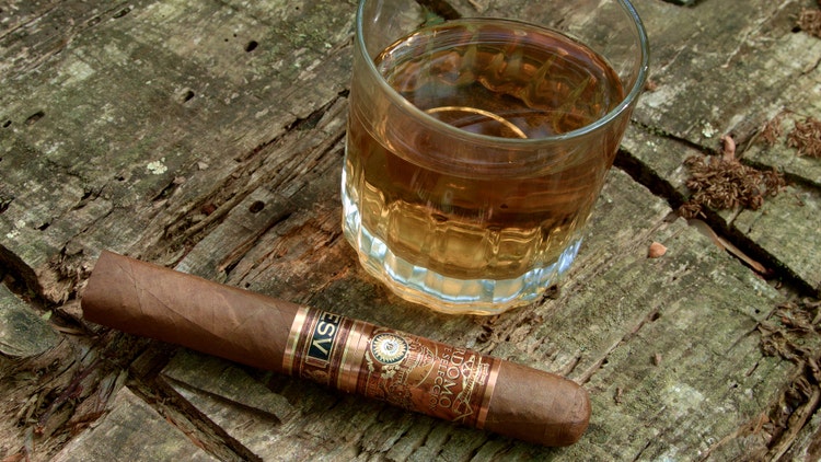 #nowsmoking Perdomo Estate Seleccion Vintage cigar review whisky and cigar pairing