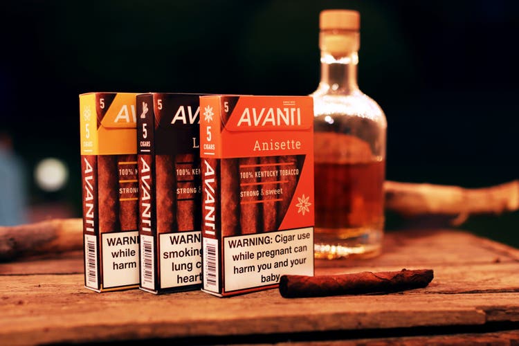 Making an American Cigar Tour of the Avanti Cigar Factory Avanti cigars different flavors