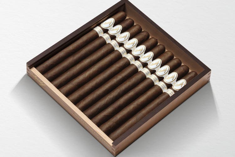cigar advisor news – davidoff reprises iconic millennium lancero cigar – release – open box image