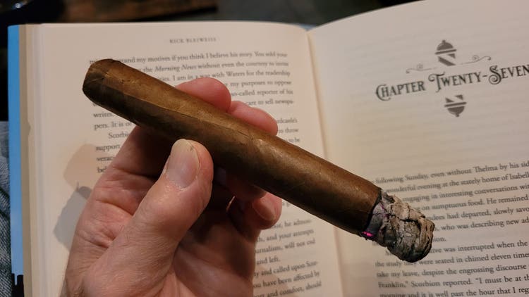 cigar advisor #nowsmoking cigar review of rocky patel factory selects edge corojo - cigar smoking while reading a book