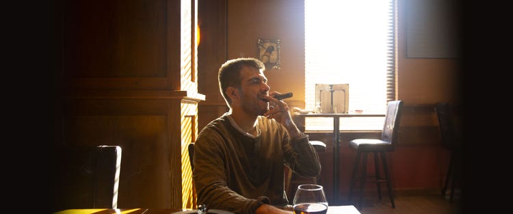 The Beginner’s Guide To Cigar Smoking - Cigar Pairing Guides